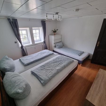 Ferienwohnung/Monteurwohnung Im Herzen Von Ahnatal Luaran gambar