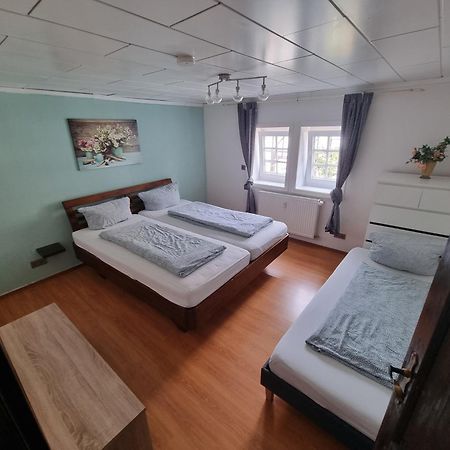 Ferienwohnung/Monteurwohnung Im Herzen Von Ahnatal Luaran gambar