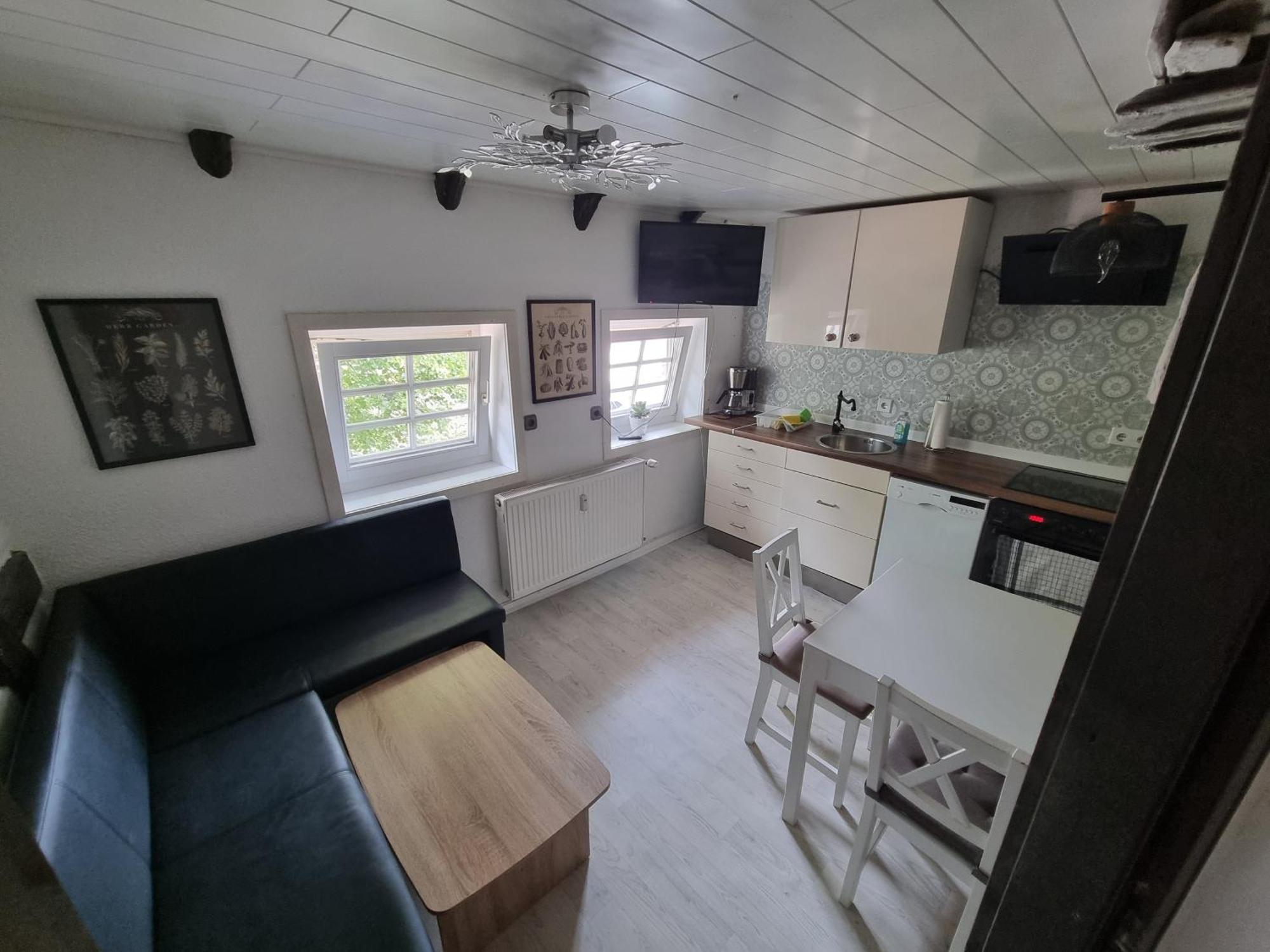 Ferienwohnung/Monteurwohnung Im Herzen Von Ahnatal Luaran gambar