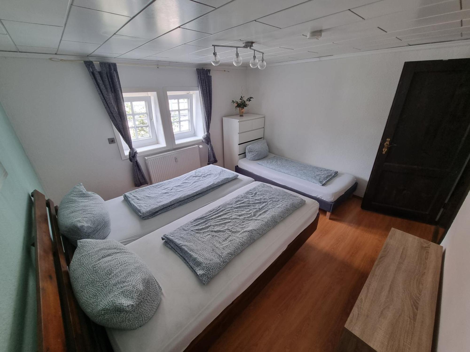 Ferienwohnung/Monteurwohnung Im Herzen Von Ahnatal Luaran gambar