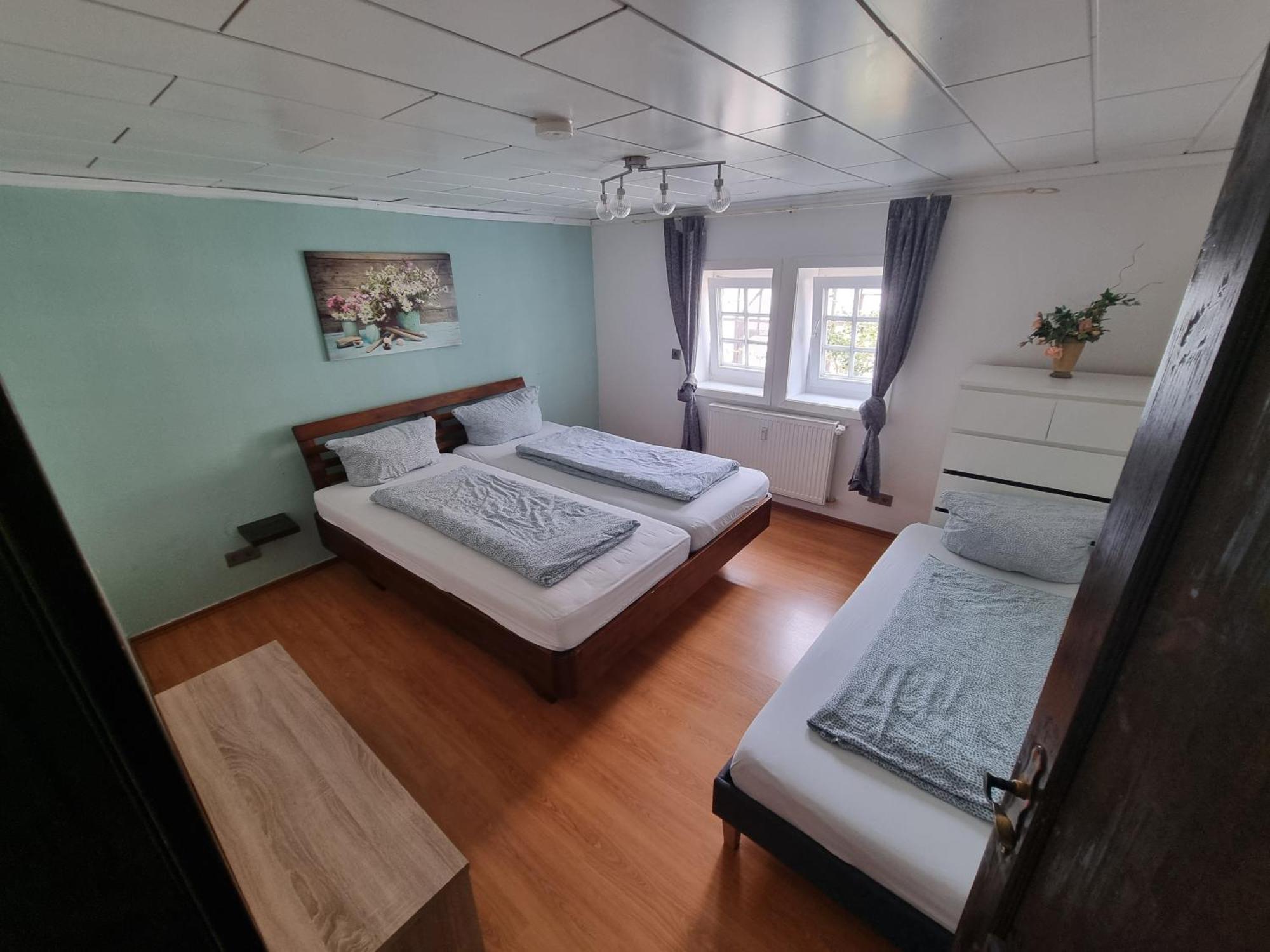 Ferienwohnung/Monteurwohnung Im Herzen Von Ahnatal Luaran gambar