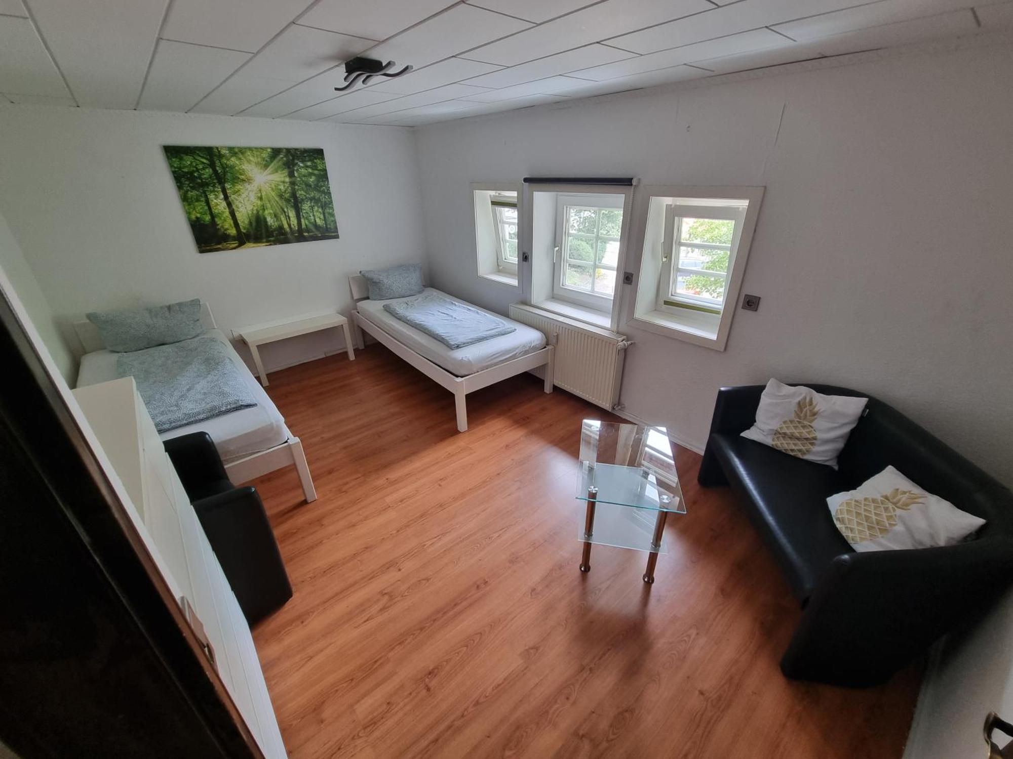 Ferienwohnung/Monteurwohnung Im Herzen Von Ahnatal Luaran gambar